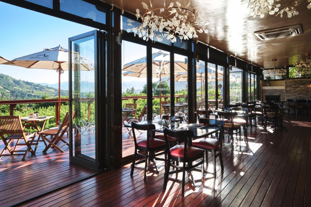 Alluvia Boutique Winery & Luxury Accommodation Stellenbosch Exteriör bild Restaurant