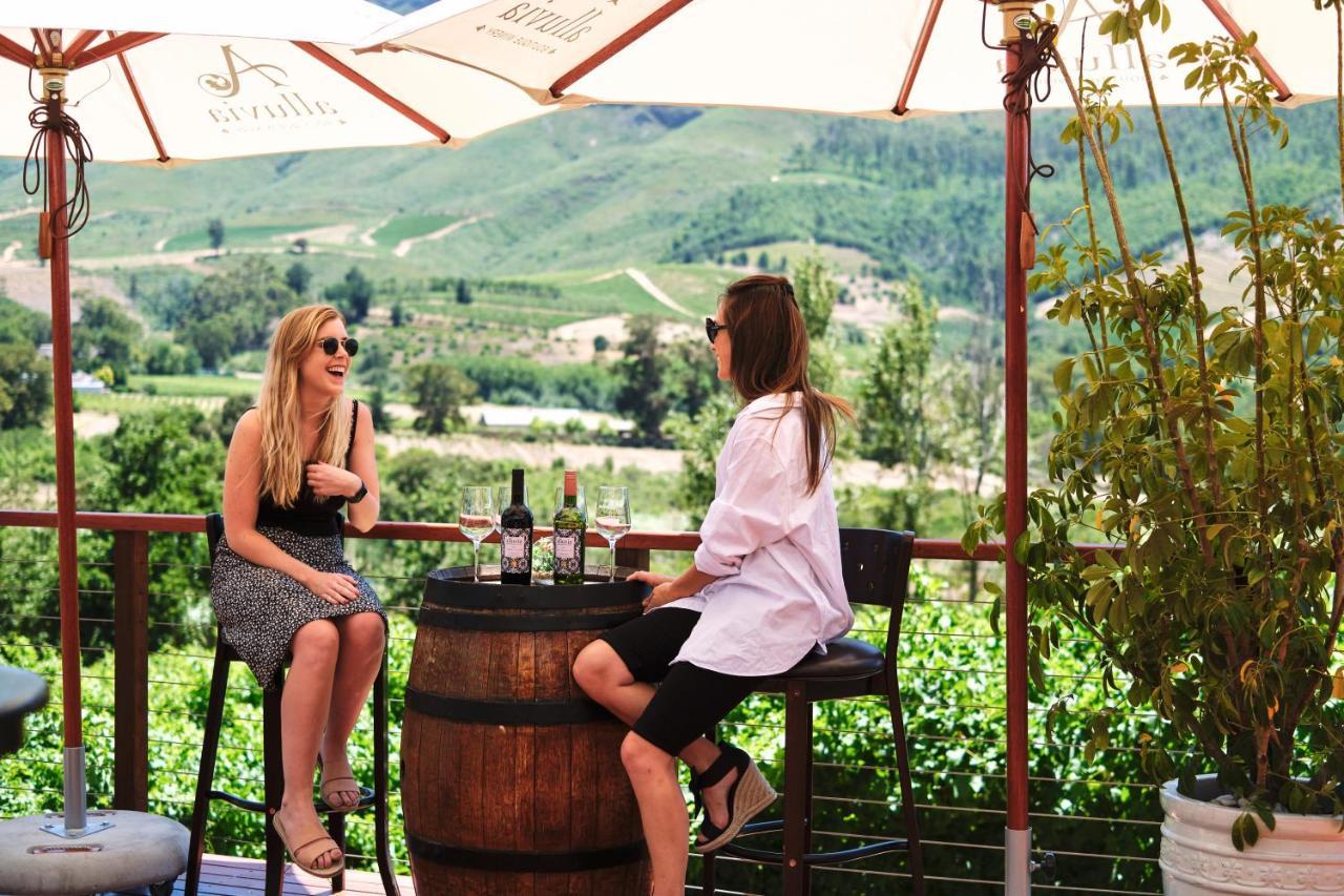 Alluvia Boutique Winery & Luxury Accommodation Stellenbosch Exteriör bild Wine tasting at a winery in Marlborough, New Zealand